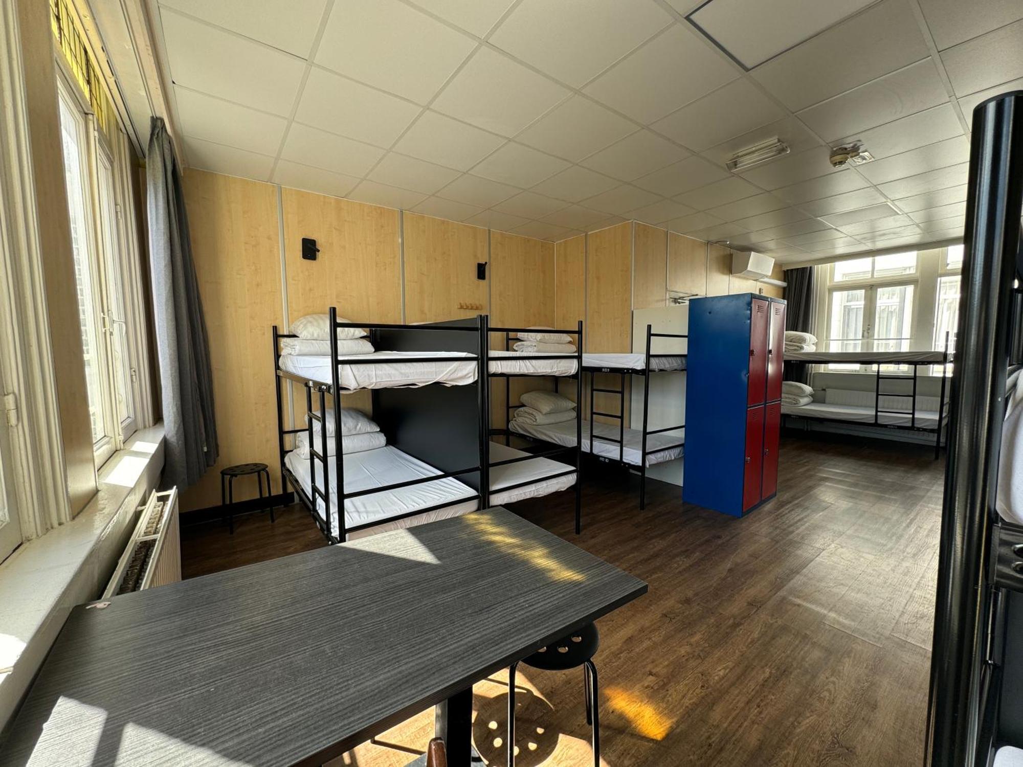 Xplore Hostel Amsterdam Exterior foto